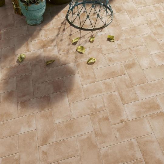 mediteransky vonkajsi ruzova tehla efekt gres dlazba dlazka proti smyku rustikalne talianske toskansko cotto dlhy.jpg